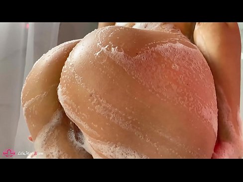 ❤️ Zeshkania masturbon pidhin me vibrator deri në orgazmë intensive në dush ☑ Porno ruse në sq.hentaibar-com.ru ❌